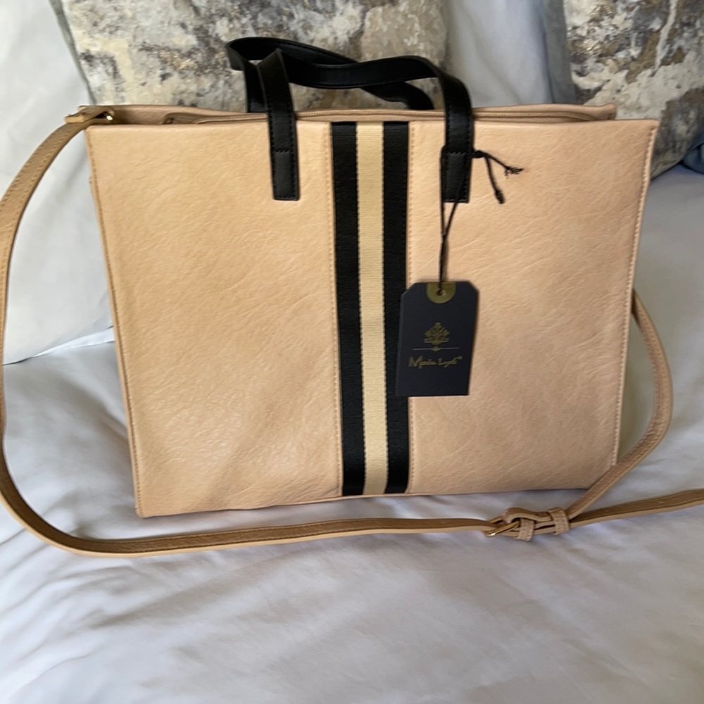 Women’s tote bag w/ crossbody strap